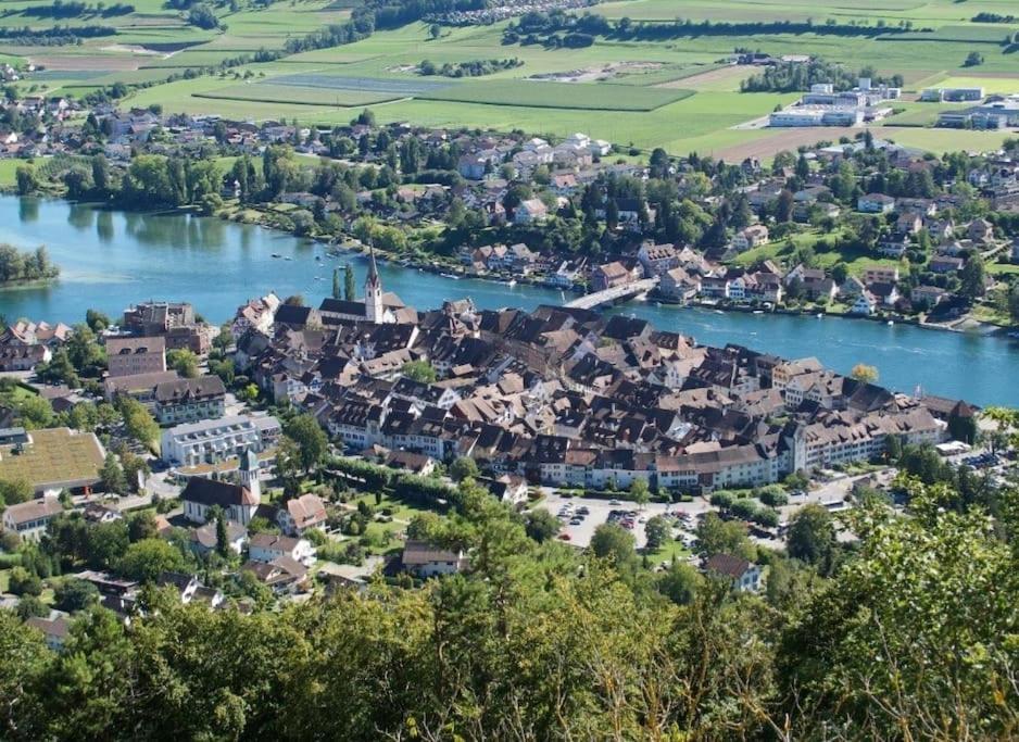Schoene Einliegerwohnung 200M Vom Wasser Entfernt Штайн-на-Рейне Экстерьер фото